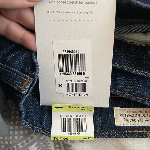 New Mens Levi Jeans - Picture 4 of 4